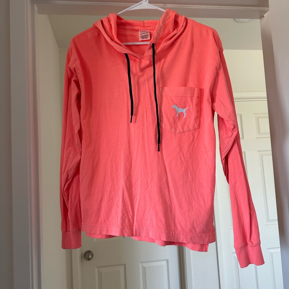 PINK Victoria's Secret Coral Pullover with Dog Emblem